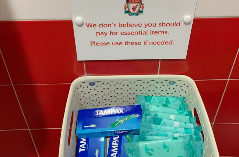 Lines Seta Ultra Lungo Con Ali 11 Pezzi Assorbente Esterno Caddy S