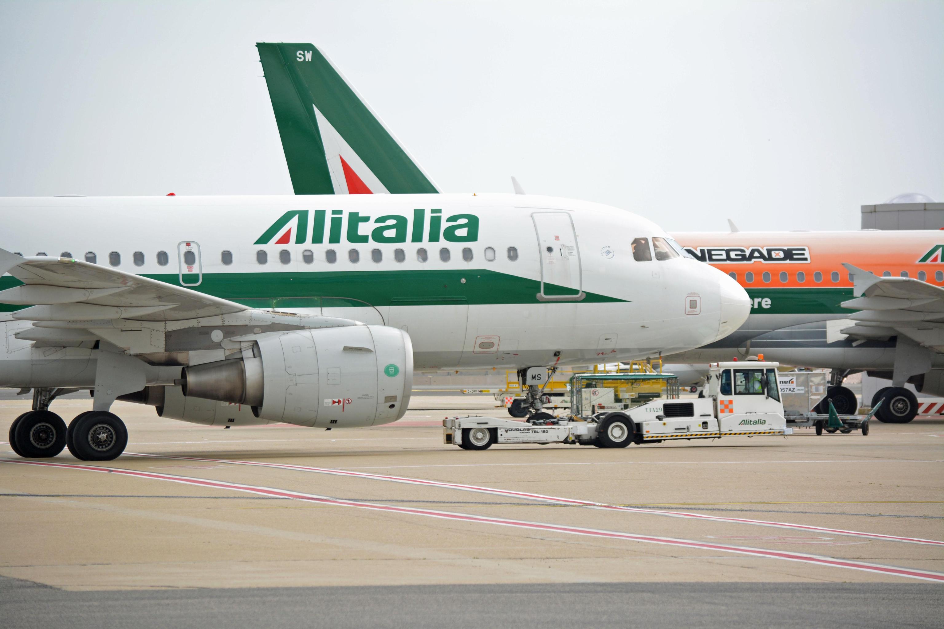 Il Giallo Sulla Flotta Di Alitalia Mancano 26 Aerei All appello Open