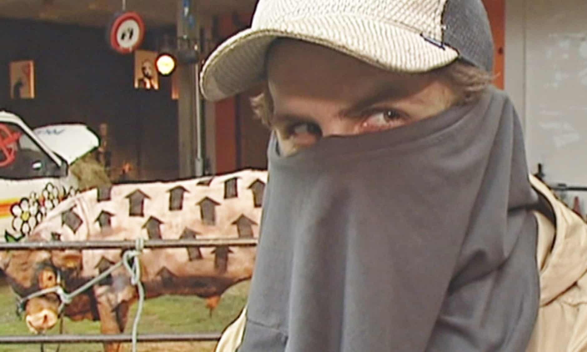 Un filmato d'archivio potrebbe svelare l'identità di Banksy - Open