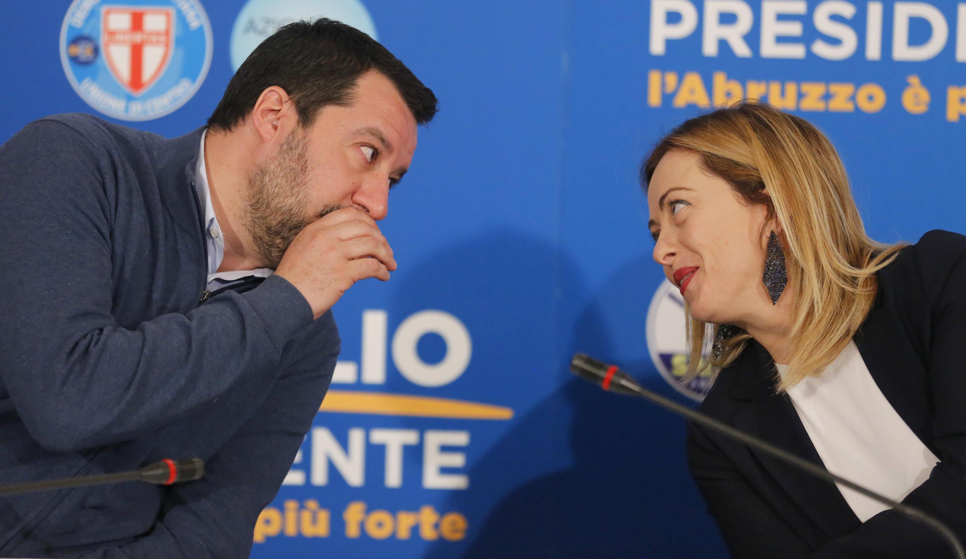 Salvini e Meloni in piazza, il governo i sovranisti lunedì
