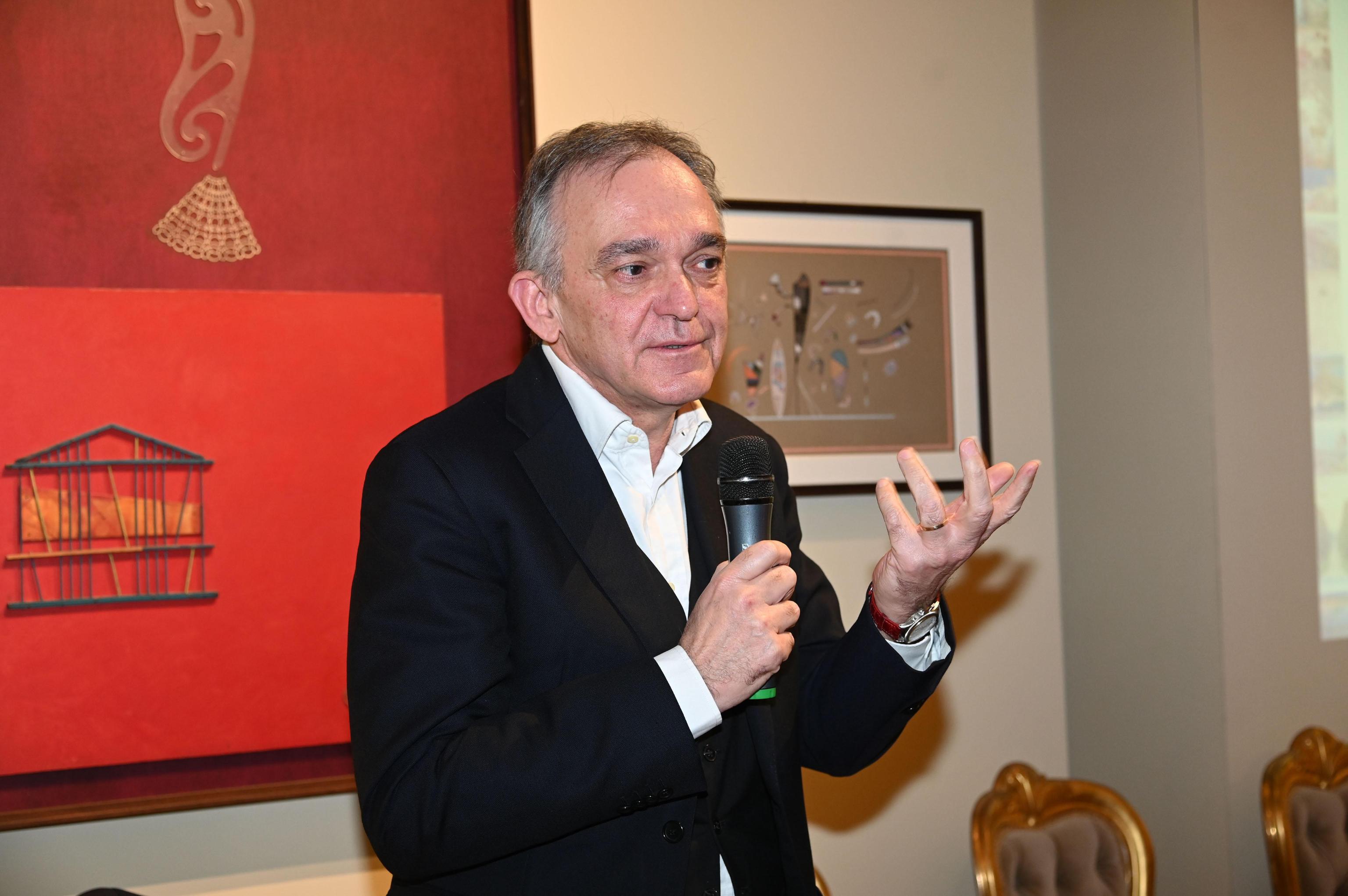 ENRICO ROSSI