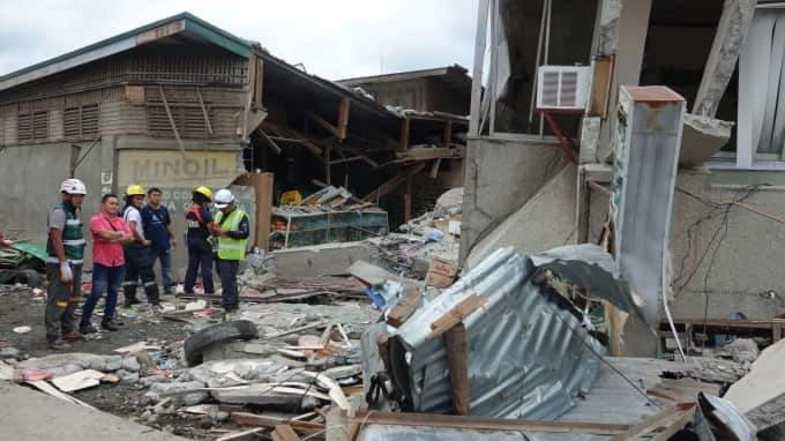 Violento Terremoto Nelle Filippine Diversi Morti Le Immagini Durante Violento Terremoto Nelle Filippine Diversi Morti Le Immagini Durante