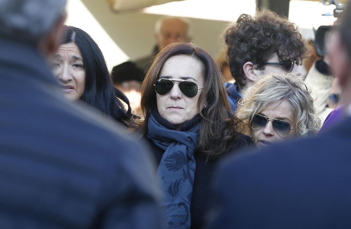 «Camilla non aveva malattie ereditarie». I genitori della 18enne negano la patologia autoimmune: «Nostra figlia era sana» «Camilla non aveva malattie ereditarie». I genitori della 18enne negano la patologia autoimmune: «Nostra figlia era sana»