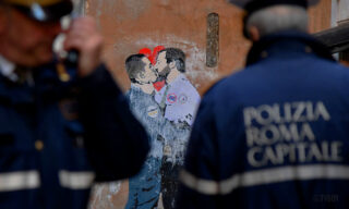 salvini-di-maio-baciano-tvboy salvini-di-maio-baciano-tvboy