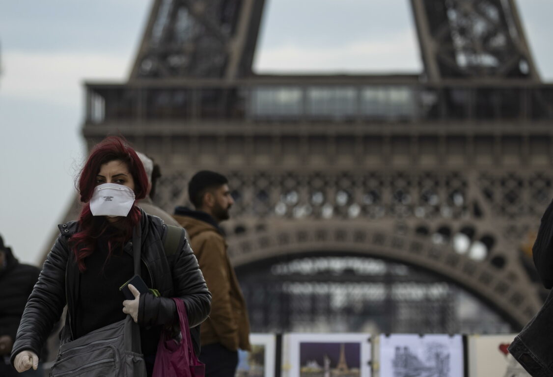 Covid Francia, 32.427 nuovi casi e 90 morti