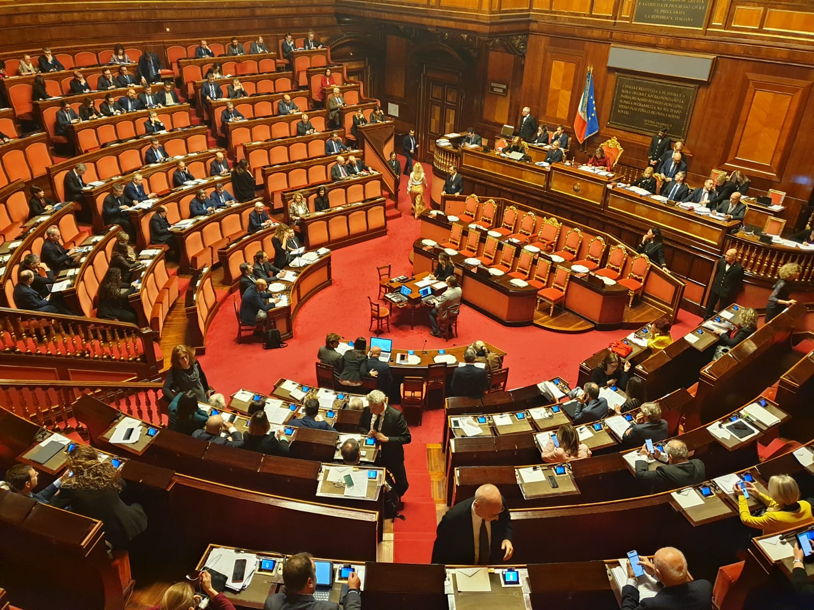 Dl elezioni: il governo incassa la fiducia al Senato con ...