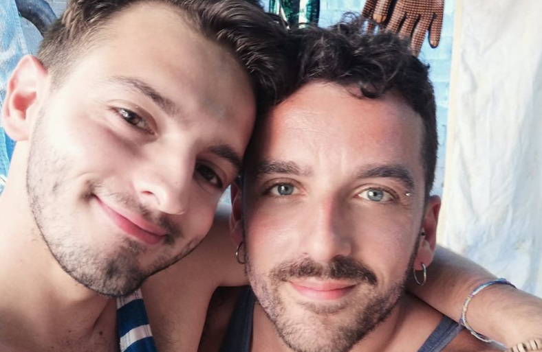 Ragazzo focoso fa lunghi preliminari Ragazzo focoso fa lunghi preliminari