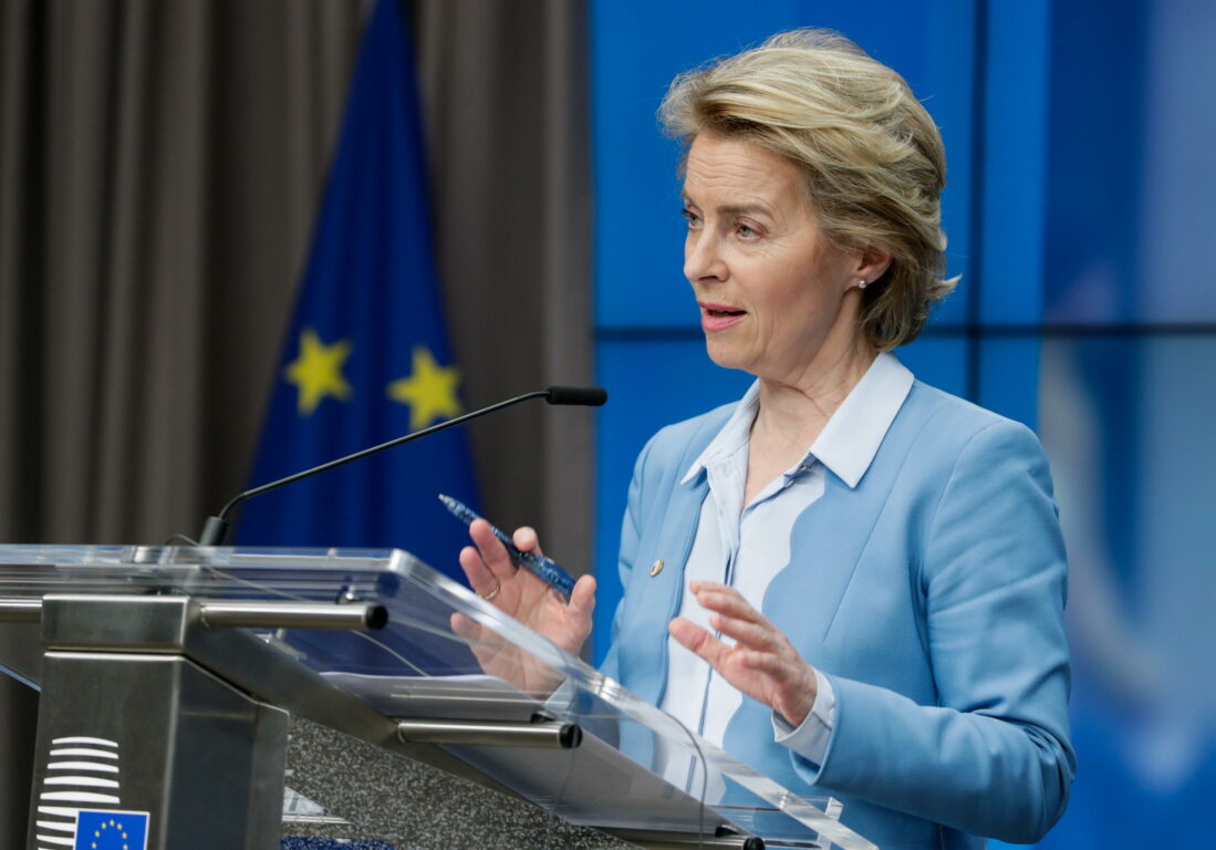 Ursula von der Leyen: “Prossimi mesi duri, servirà nuovo lockdown in Europa” Ursula von der Leyen: “Prossimi mesi duri, servirà nuovo lockdown in Europa”