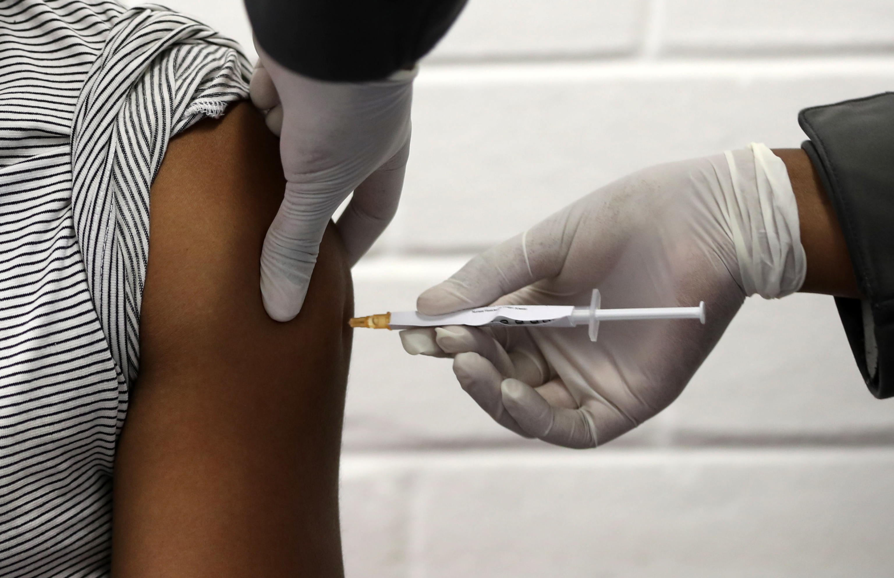 Brevetti e vaccini: una convivenza possibile, anzi necessaria Brevetti e vaccini: una convivenza possibile, anzi necessaria