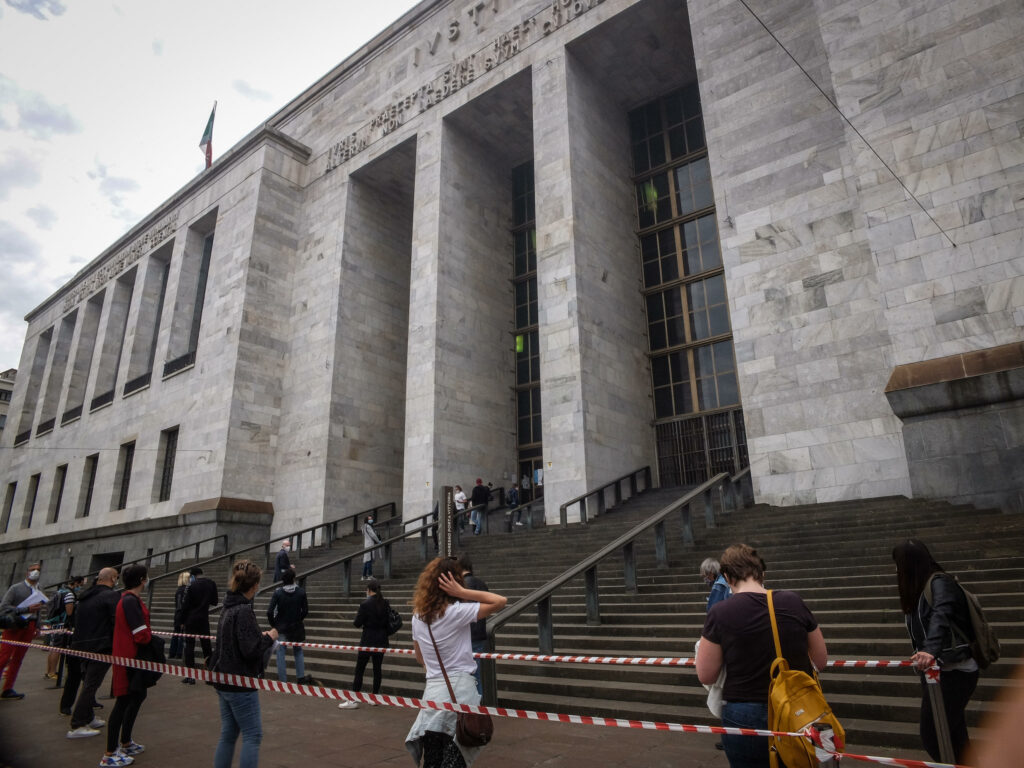 Scrive “Salvini appeso” su Instagram: è bufera sul candidato Pd a Venaria