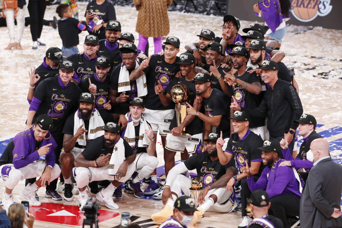 La festa dei Los Angeles Lakers dopo la vittoria del titolo Nba contro i Miami Heat a Orlando, Florida, Usa
