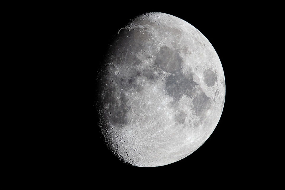 Dov'è La Luna Quando Non Si Vede