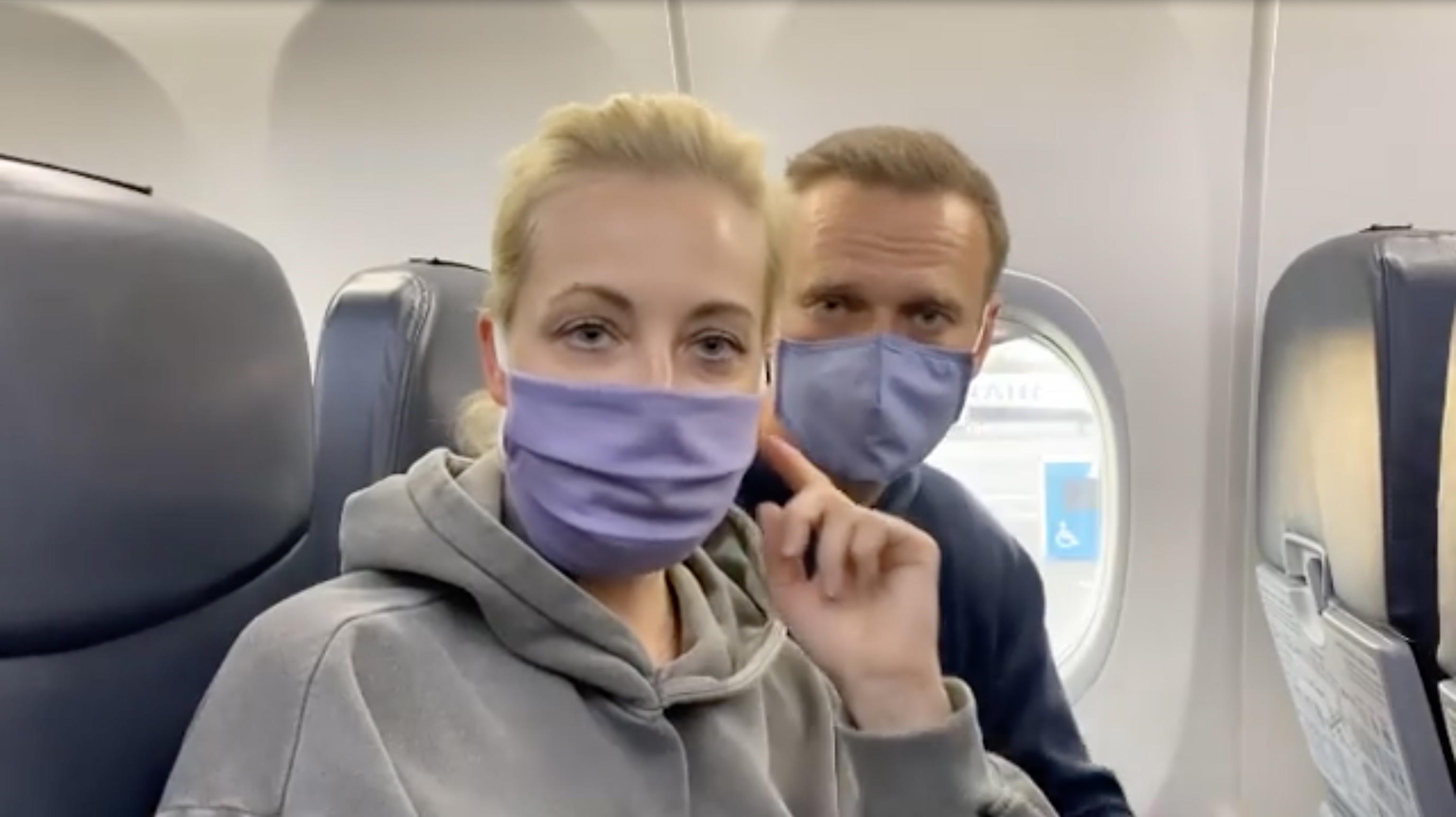Russia, fermato all’aeroporto di Mosca Alexei Navalny. Biden chiede la liberazione immediata. Michel: «Inaccettabile» Russia, fermato all’aeroporto di Mosca Alexei Navalny. Biden chiede la liberazione immediata. Michel: «Inaccettabile»