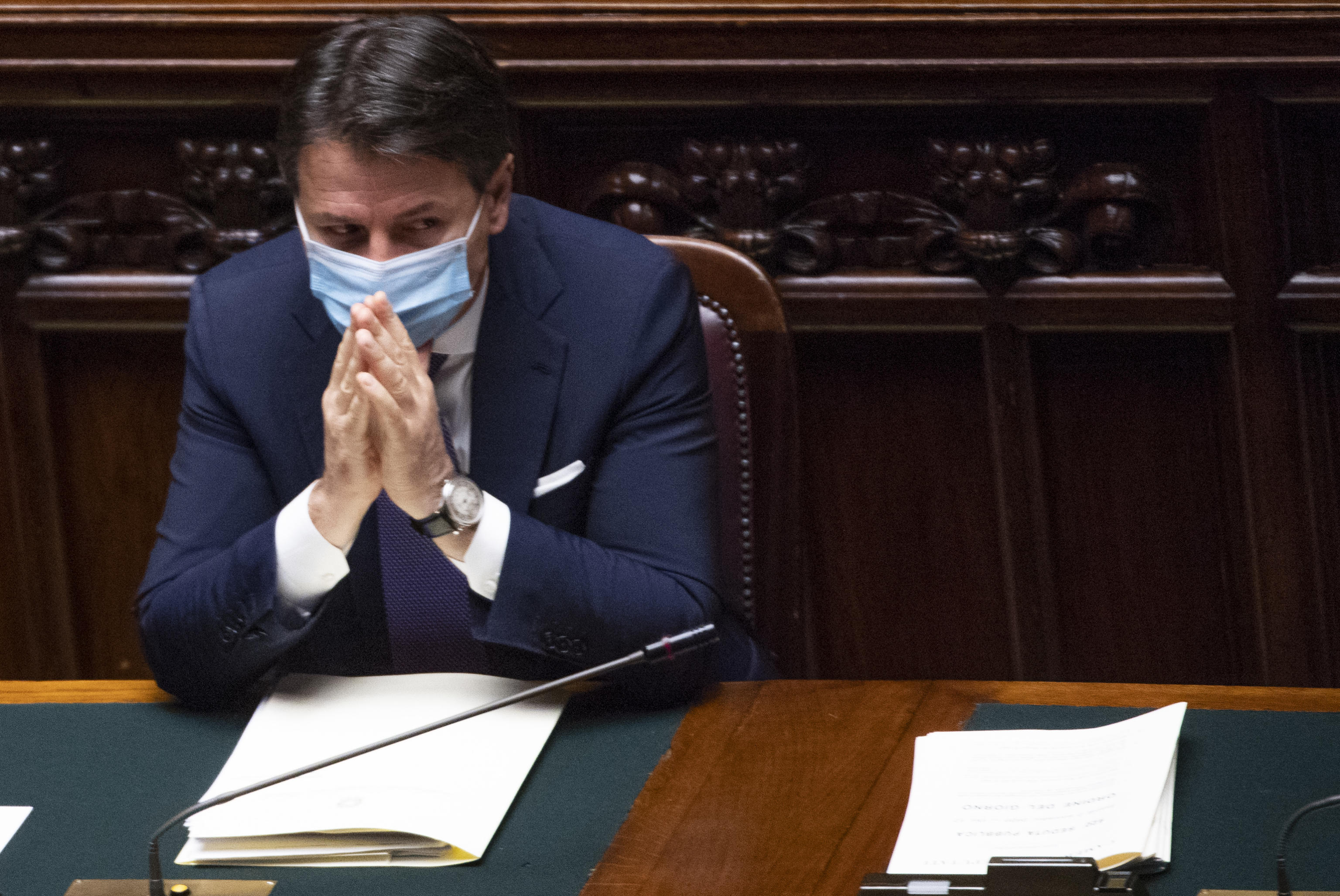 La maggioranza è salva, ma la crisi è appena iniziata: Conte adesso ha tre strade davanti a sé La maggioranza è salva, ma la crisi è appena iniziata: Conte adesso ha tre strade davanti a sé