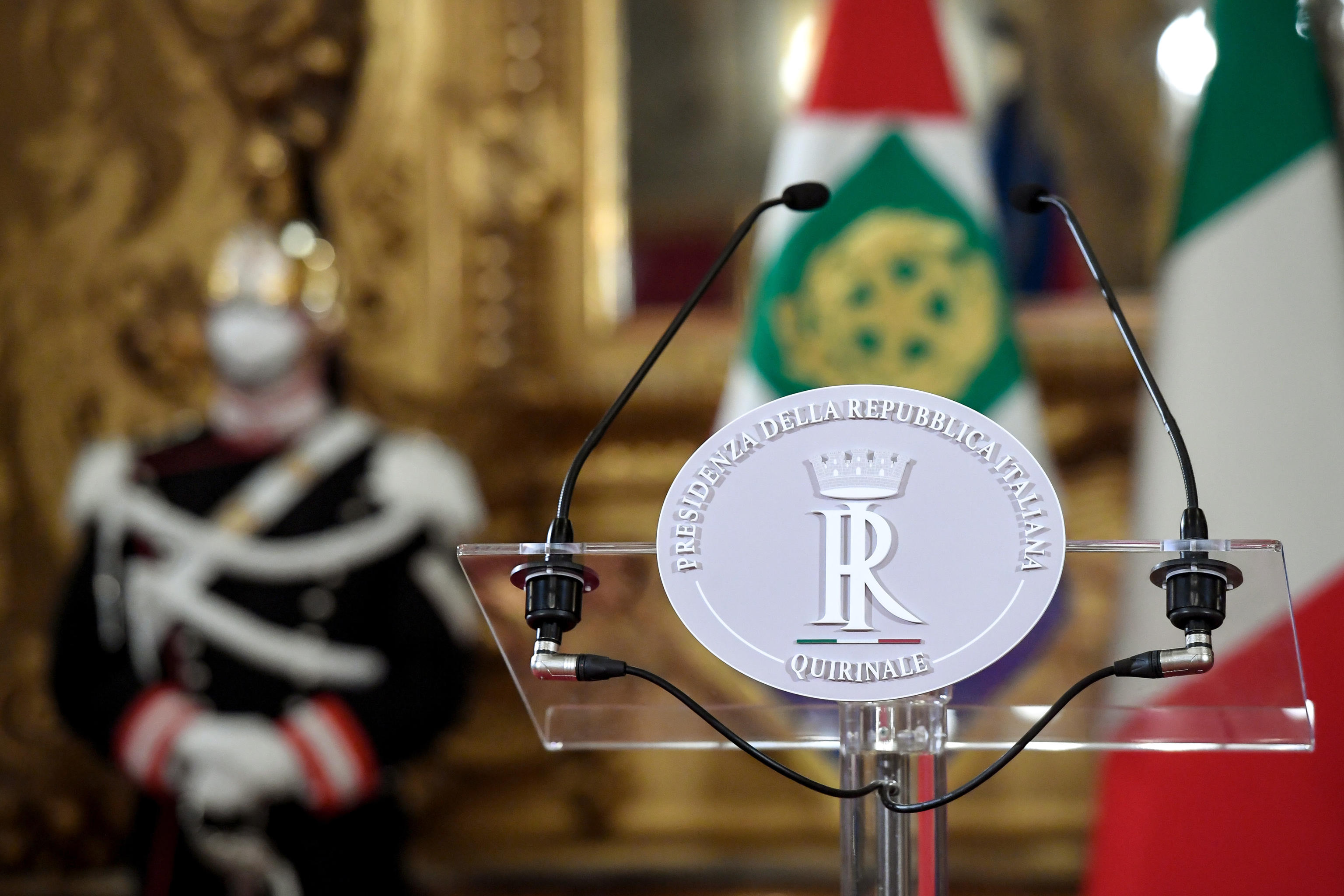Crisi di governo, Pd compatto su Conte. Di Maio: «Vogliono mettermi contro l’ex premier». Renzi: «Scandalo gruppi improvvisati» – La diretta Crisi di governo, Pd compatto su Conte. Di Maio: «Vogliono mettermi contro l’ex premier». Renzi: «Scandalo gruppi improvvisati» – La diretta