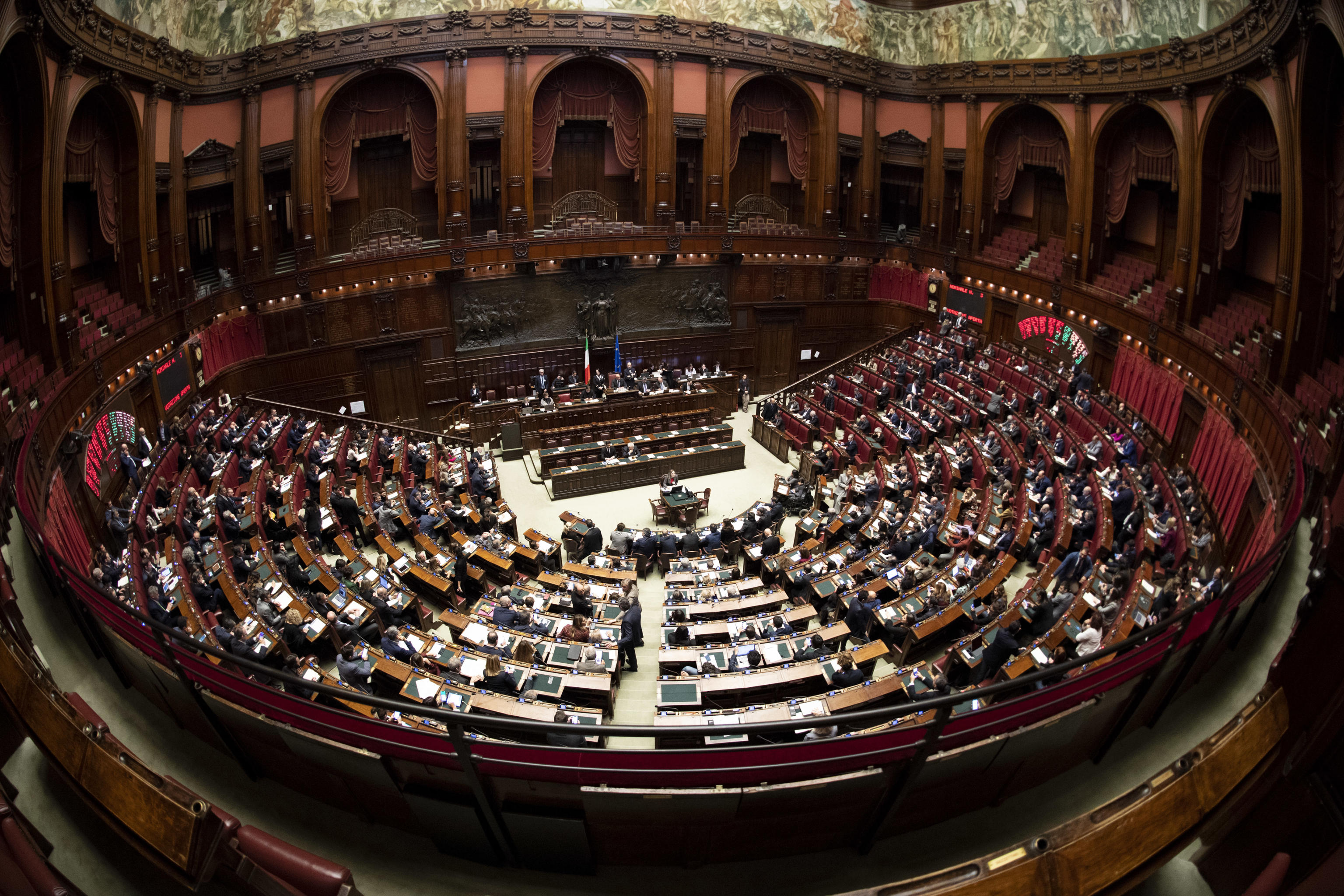 M5s, non si fermano le espulsioni fuori altri tre deputati. Erano assenti al voto di fiducia al