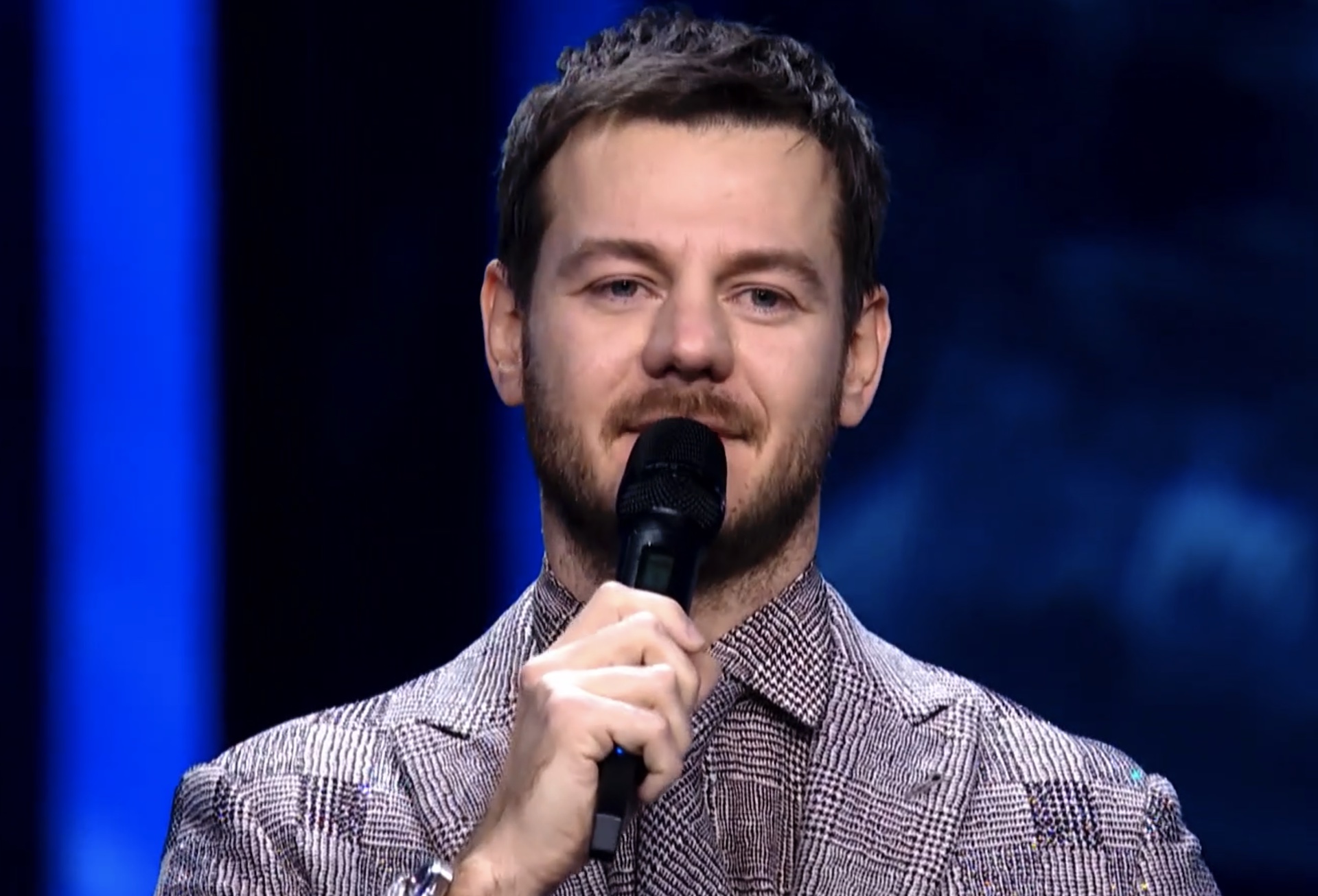 Chi è Il Nuovo Presentatore Di X Factor