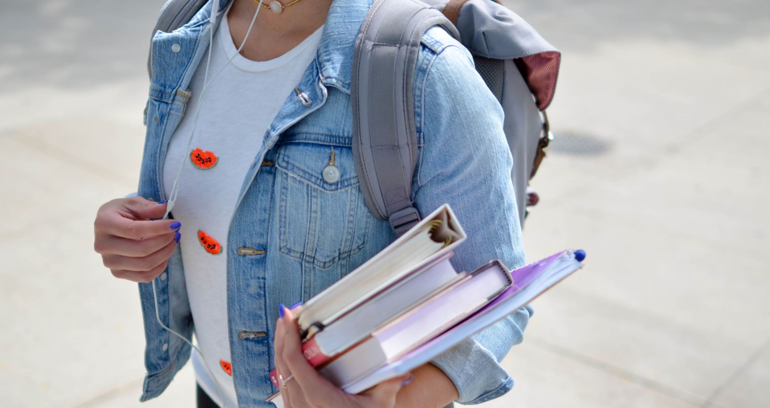 Bonus studenti, 2 mila euro di rimborsi agli universitari figli dei dipendenti pubblici. Ecco come richiederlo Bonus studenti, 2 mila euro di rimborsi agli universitari figli dei dipendenti pubblici. Ecco come richiederlo