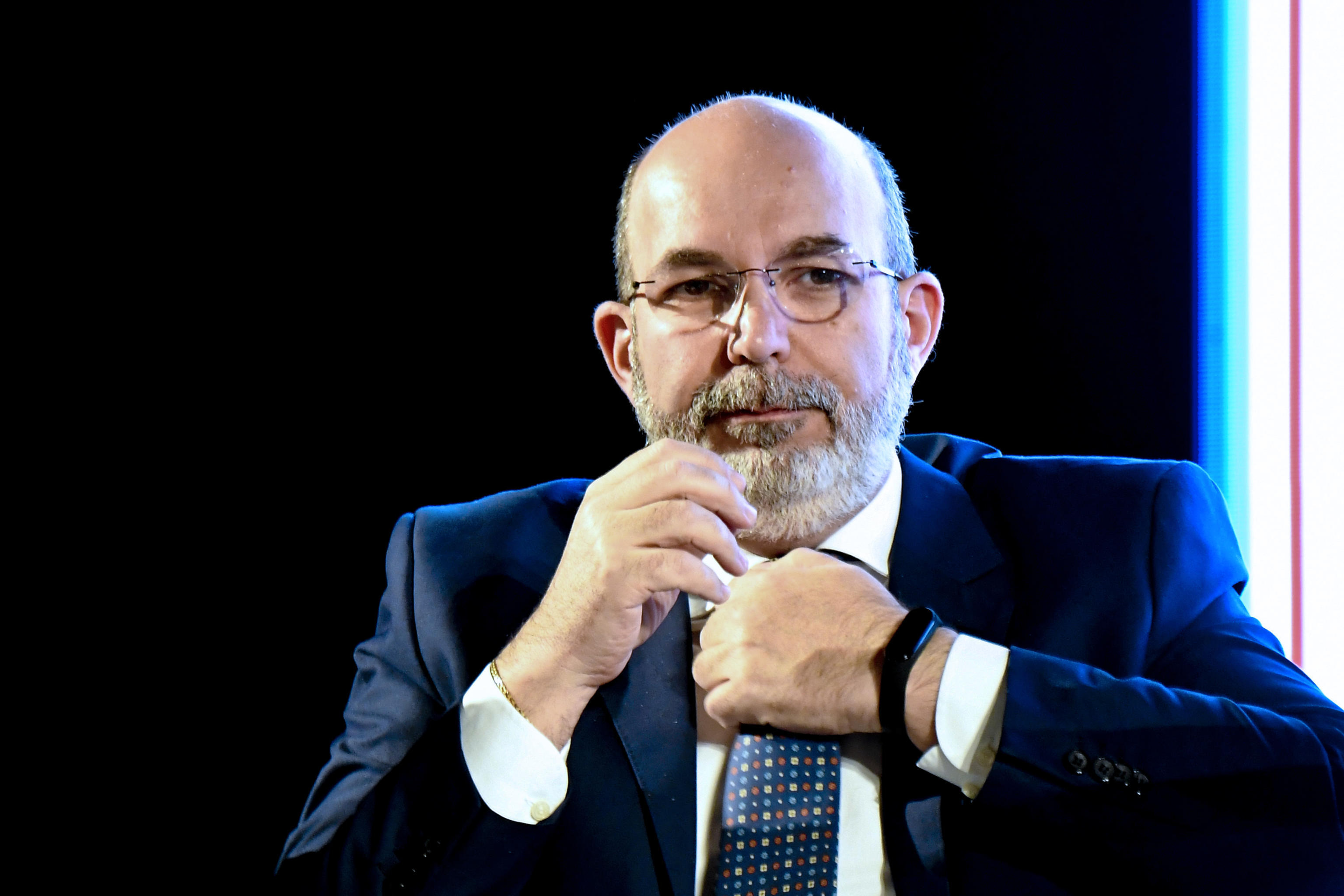 M5s, Crimi chiude ai dissidenti: «Nessun reintegro per gli espulsi. Chi vuole appoggiare il governo lo dimostri» M5s, Crimi chiude ai dissidenti: «Nessun reintegro per gli espulsi. Chi vuole appoggiare il governo lo dimostri»