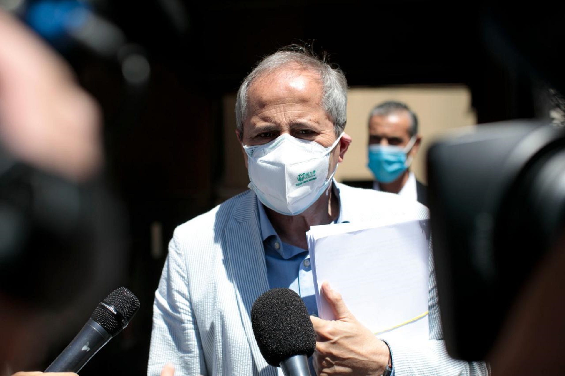 Crisanti: «È una baggianata negare l’aumento dei contagi con la riapertura della scuola: grave tornare in classe senza aver finito le vaccinazioni» Crisanti: «È una baggianata negare l’aumento dei contagi con la riapertura della scuola: grave tornare in classe senza aver finito le vaccinazioni»