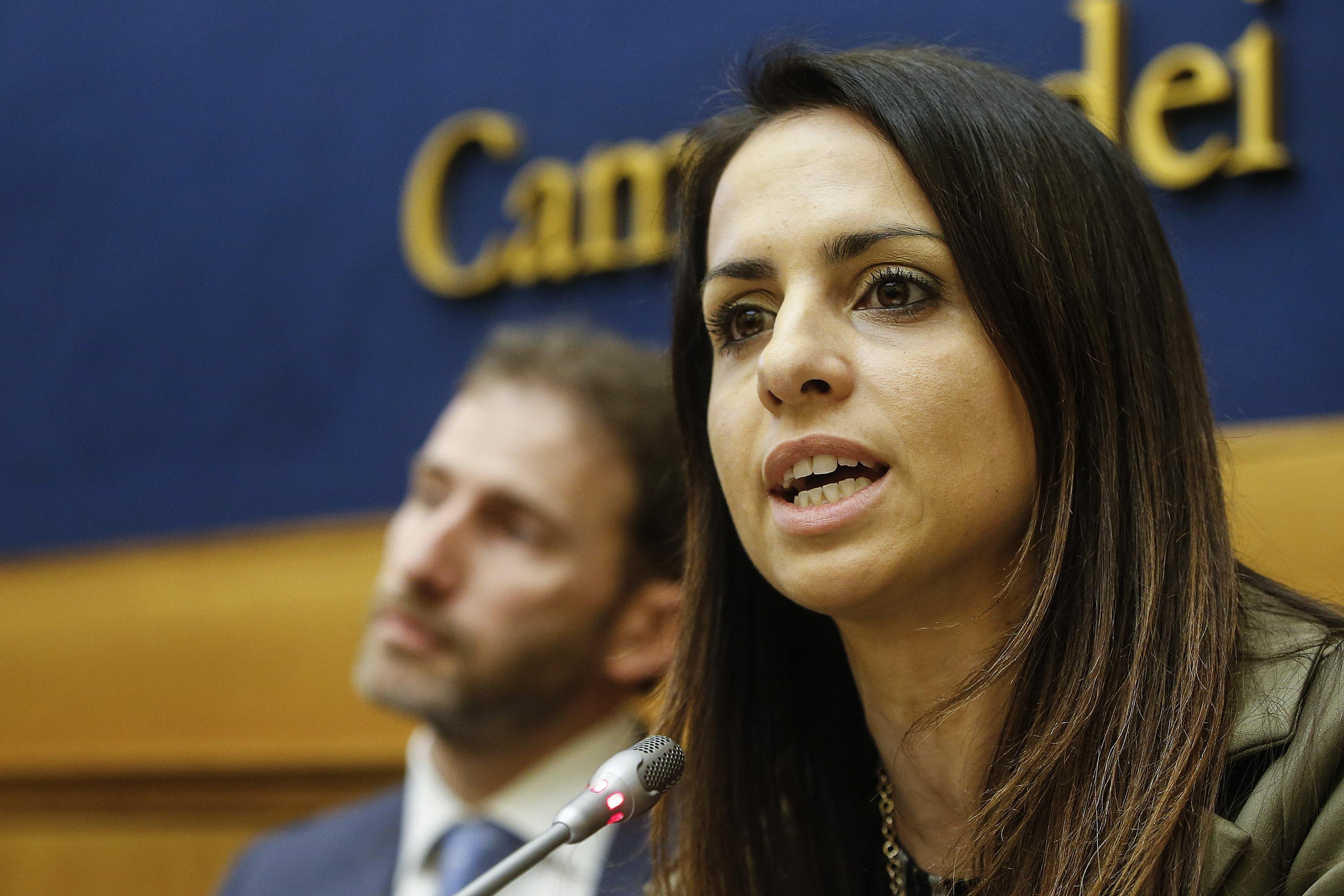 Rousseau non arretra e tiene la lista degli iscritti. Sabatini: «Non è un pacco postale» Rousseau non arretra e tiene la lista degli iscritti. Sabatini: «Non è un pacco postale»