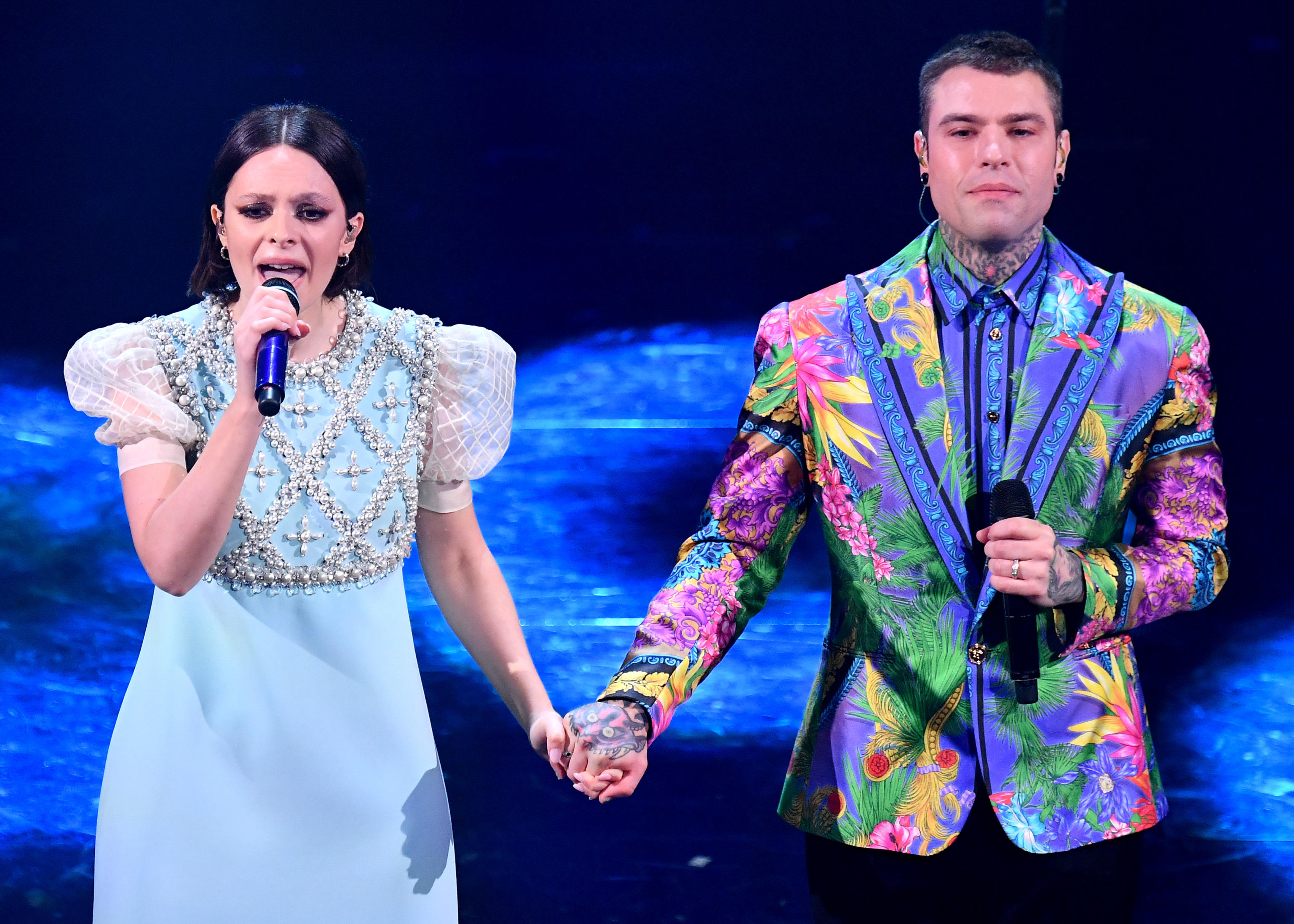 Sanremo 2021, Fedez sul podio grazie alle story di Chiara Ferragni? Prima le critiche sui social. Ora l’attacco del Codacons Sanremo 2021, Fedez sul podio grazie alle story di Chiara Ferragni? Prima le critiche sui social. Ora l’attacco del Codacons