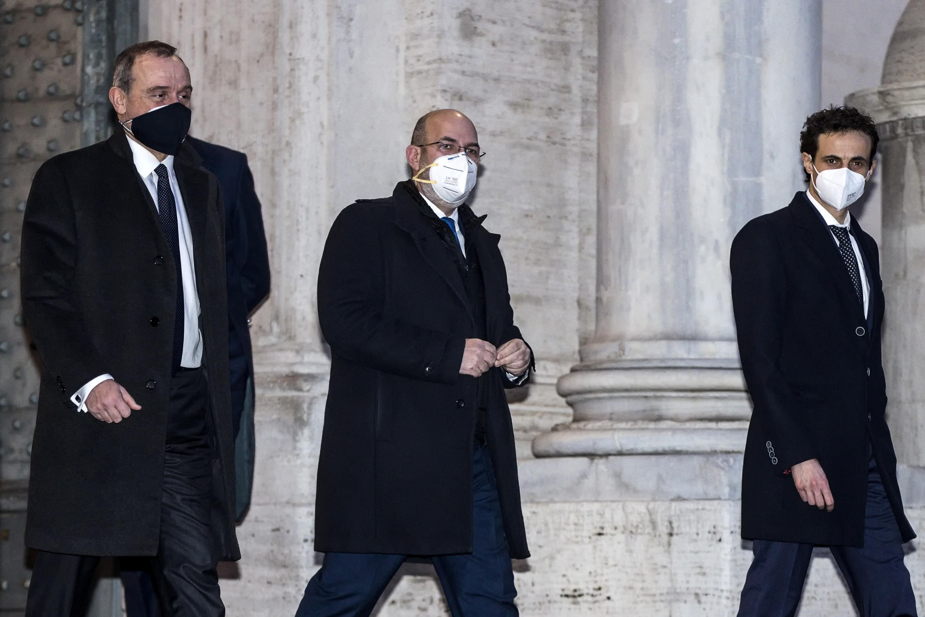 Recovery Plan, Draghi incontra la delegazione del M5s. Crimi: «Abbiamo chiesto la proroga del Superbonus al 2023» Recovery Plan, Draghi incontra la delegazione del M5s. Crimi: «Abbiamo chiesto la proroga del Superbonus al 2023»