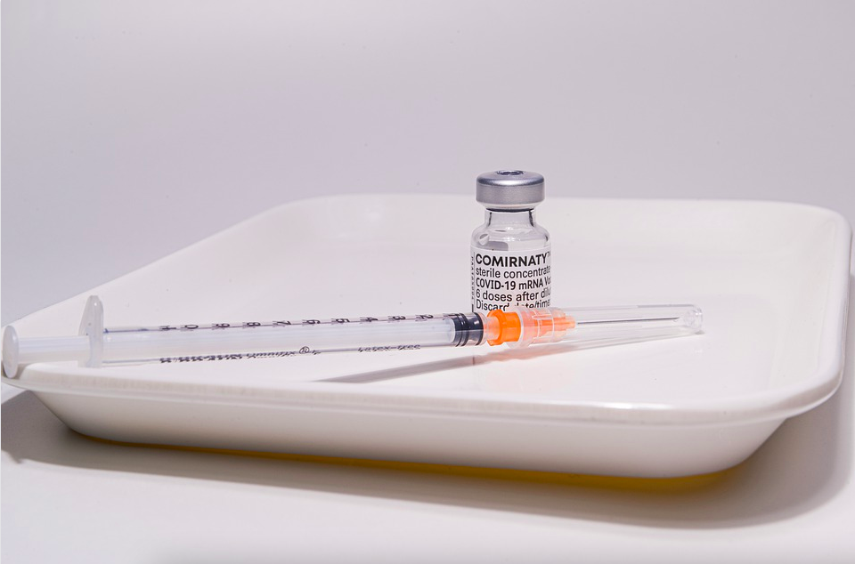 Con una sola dose di Pfizer si è più protetti di chi è già stato malato di Covid, anche rispetto alle varianti Con una sola dose di Pfizer si è più protetti di chi è già stato malato di Covid, anche rispetto alle varianti