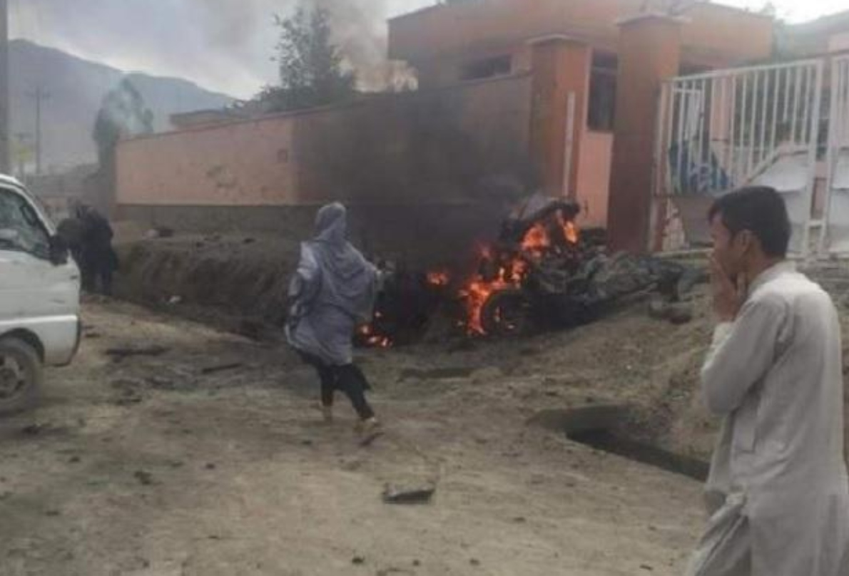 Afghanistan, attacco fuori da una scuola a Kabul: almeno 40 vittime e oltre 50 feriti – Le immagini Afghanistan, attacco fuori da una scuola a Kabul: almeno 40 vittime e oltre 50 feriti – Le immagini