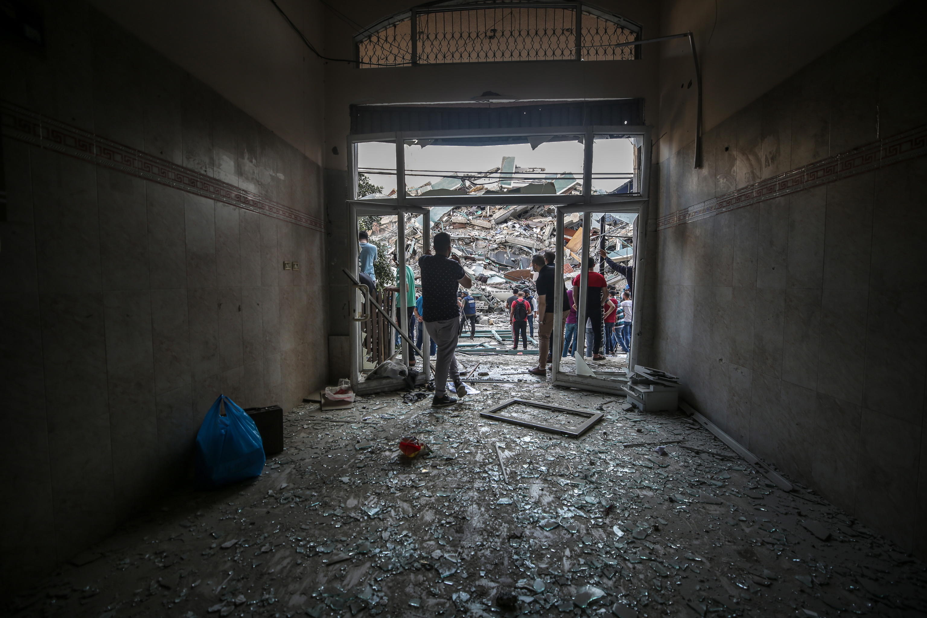 Gaza, Netanyahu difende l’attacco all’edificio dei media: «Obiettivo legittimo. Informazioni condivise con gli Stati Uniti» Gaza, Netanyahu difende l’attacco all’edificio dei media: «Obiettivo legittimo. Informazioni condivise con gli Stati Uniti»