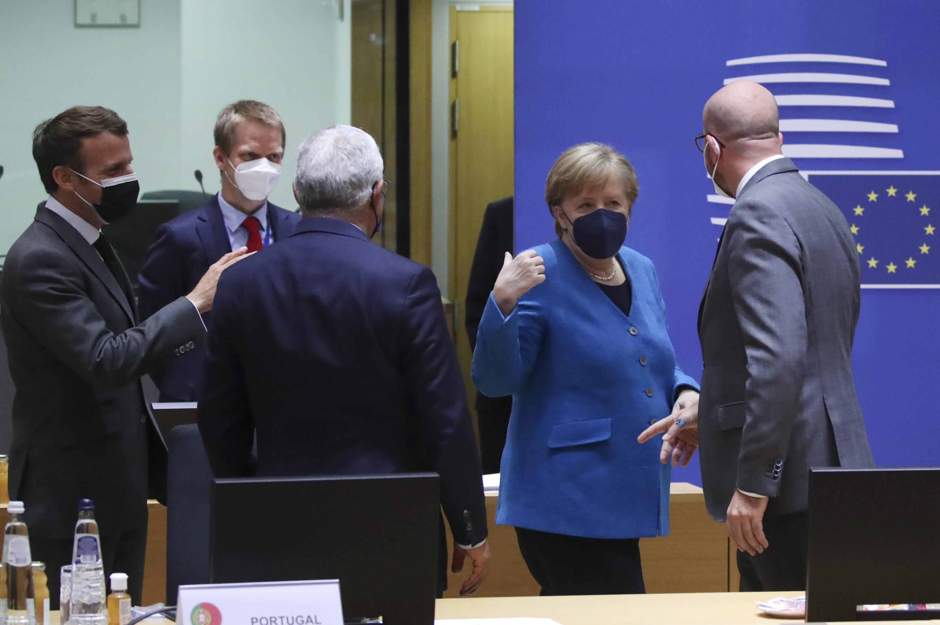 L’Ue contro Orban sui diritti Lgbtqi. Lui: “Difendo bambini e genitori”. Rutte: “Non c’è posto per questa Ungheria nell’Unione” L’Ue contro Orban sui diritti Lgbtqi. Lui: “Difendo bambini e genitori”. Rutte: “Non c’è posto per questa Ungheria nell’Unione”