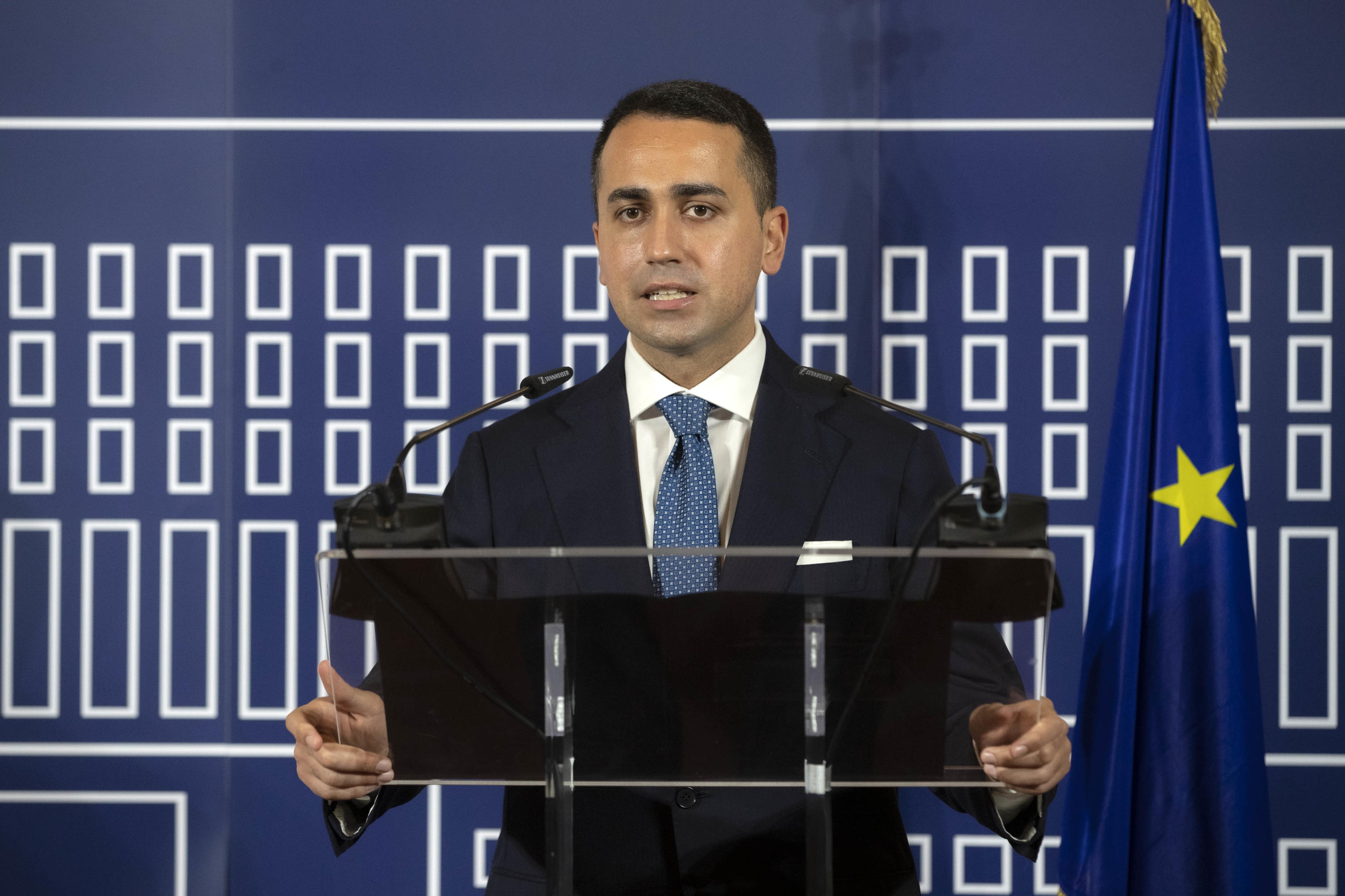 Israele, Di Maio e l’alto rappresentante europeo Borrell si sentono per una riunione straordinaria in Ue Israele, Di Maio e l’alto rappresentante europeo Borrell si sentono per una riunione straordinaria in Ue
