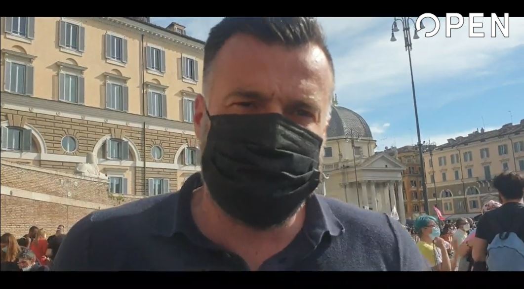 Roma, Alessandro Zan a Open: «Sono in ballo delle vite, ma a Lega e Fdi non interessa» – Video Roma, Alessandro Zan a Open: «Sono in ballo delle vite, ma a Lega e Fdi non interessa» – Video