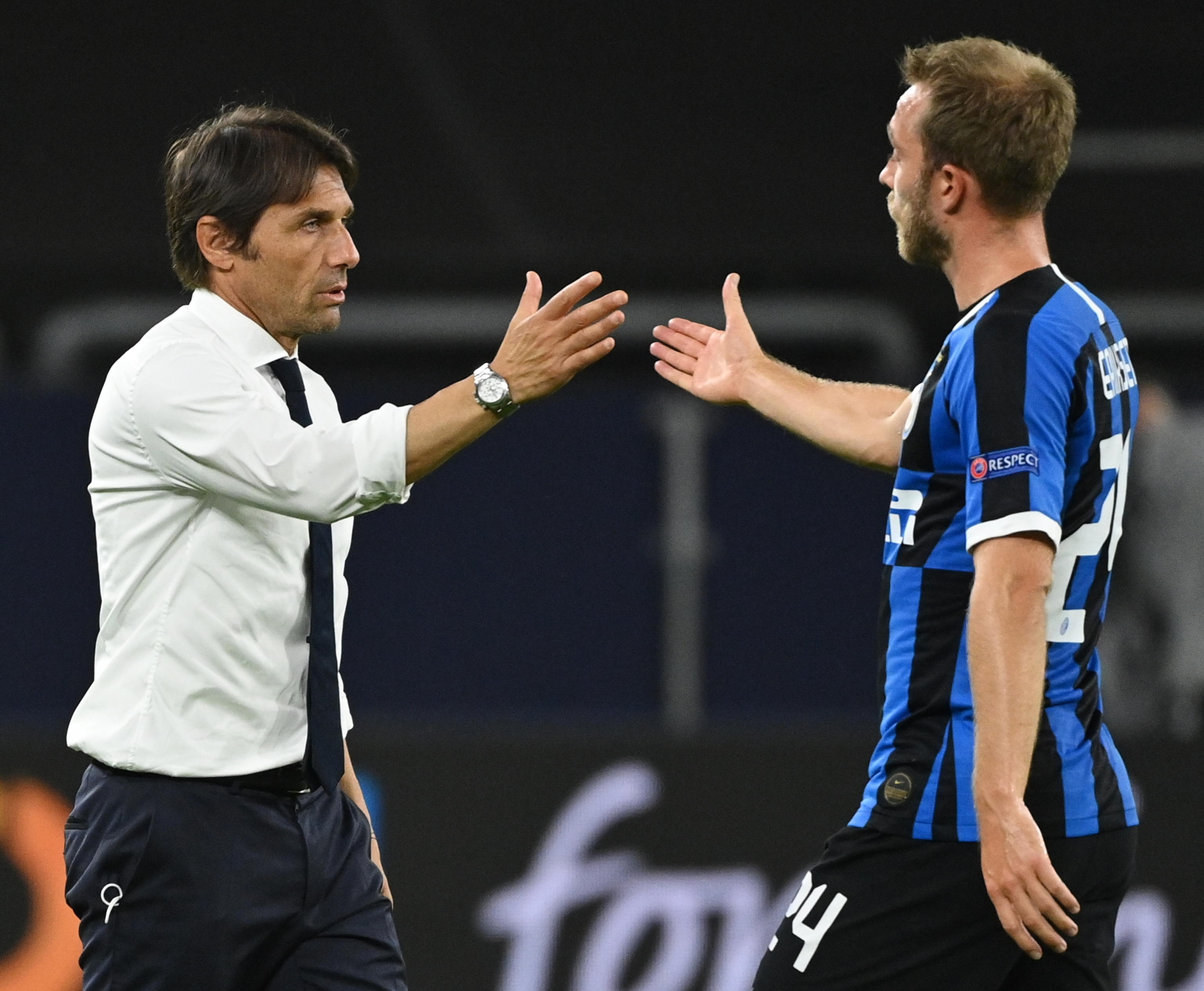 Antonio Conte può firmare subito: ribaltone sulla panchina di una big Antonio Conte può firmare subito: ribaltone sulla panchina di una big