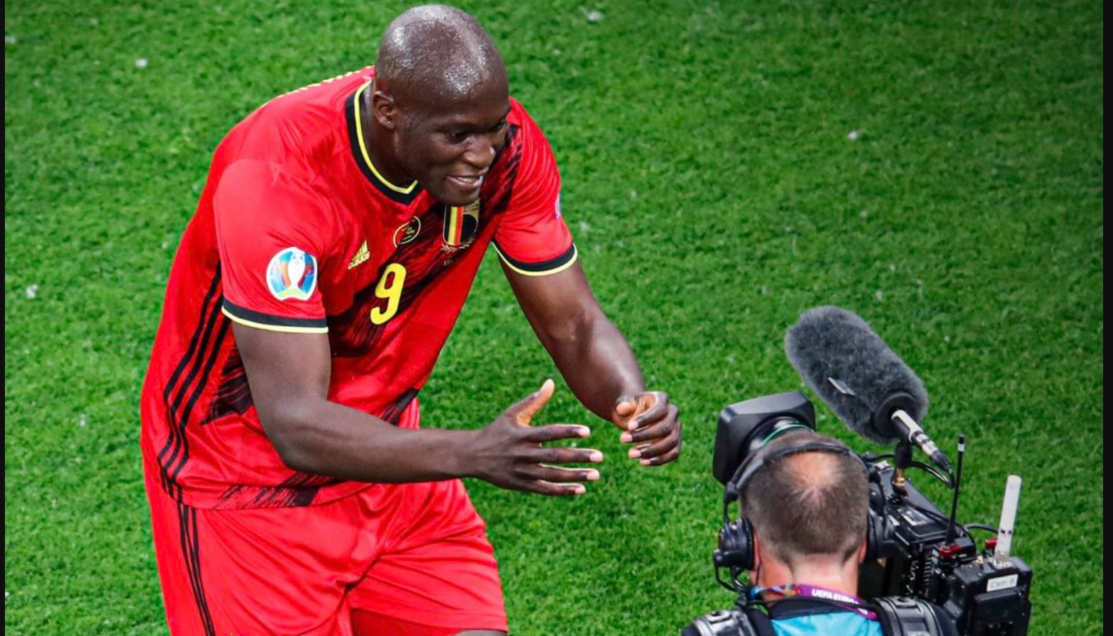 «Chris, I love you». L’omaggio di Lukaku a Eriksen dopo il gol contro la Russia agli Europei – Il video «Chris, I love you». L’omaggio di Lukaku a Eriksen dopo il gol contro la Russia agli Europei – Il video