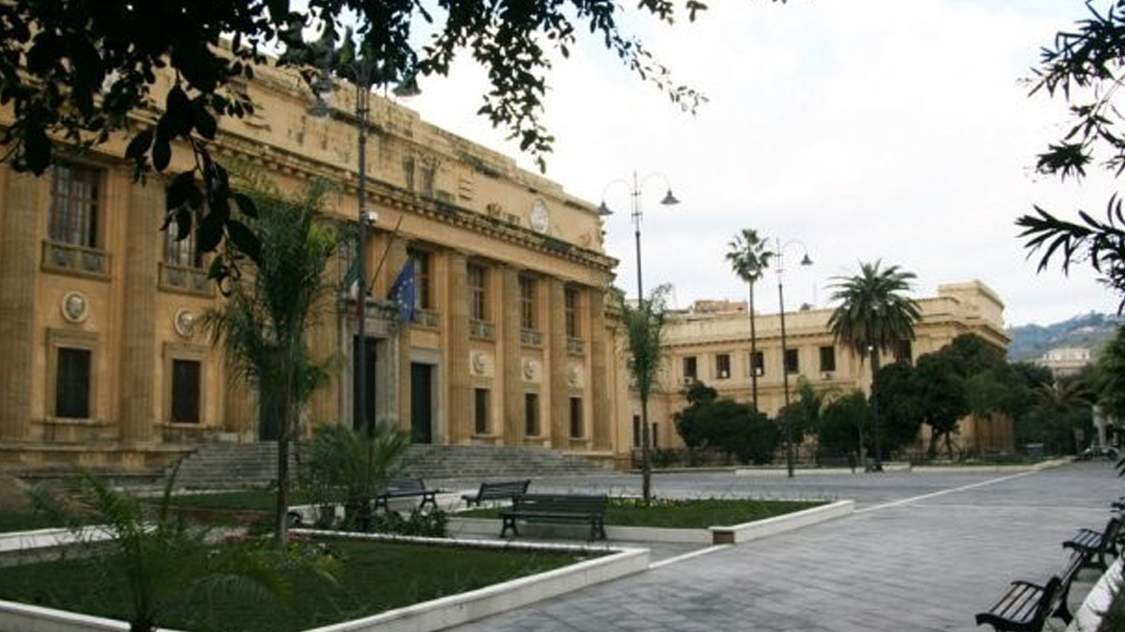 Due giocatori 18enni del Messina indagati per stupro su una ragazza di 14 anni La violenza durante l'ultimo lockdown - Vimarsana News