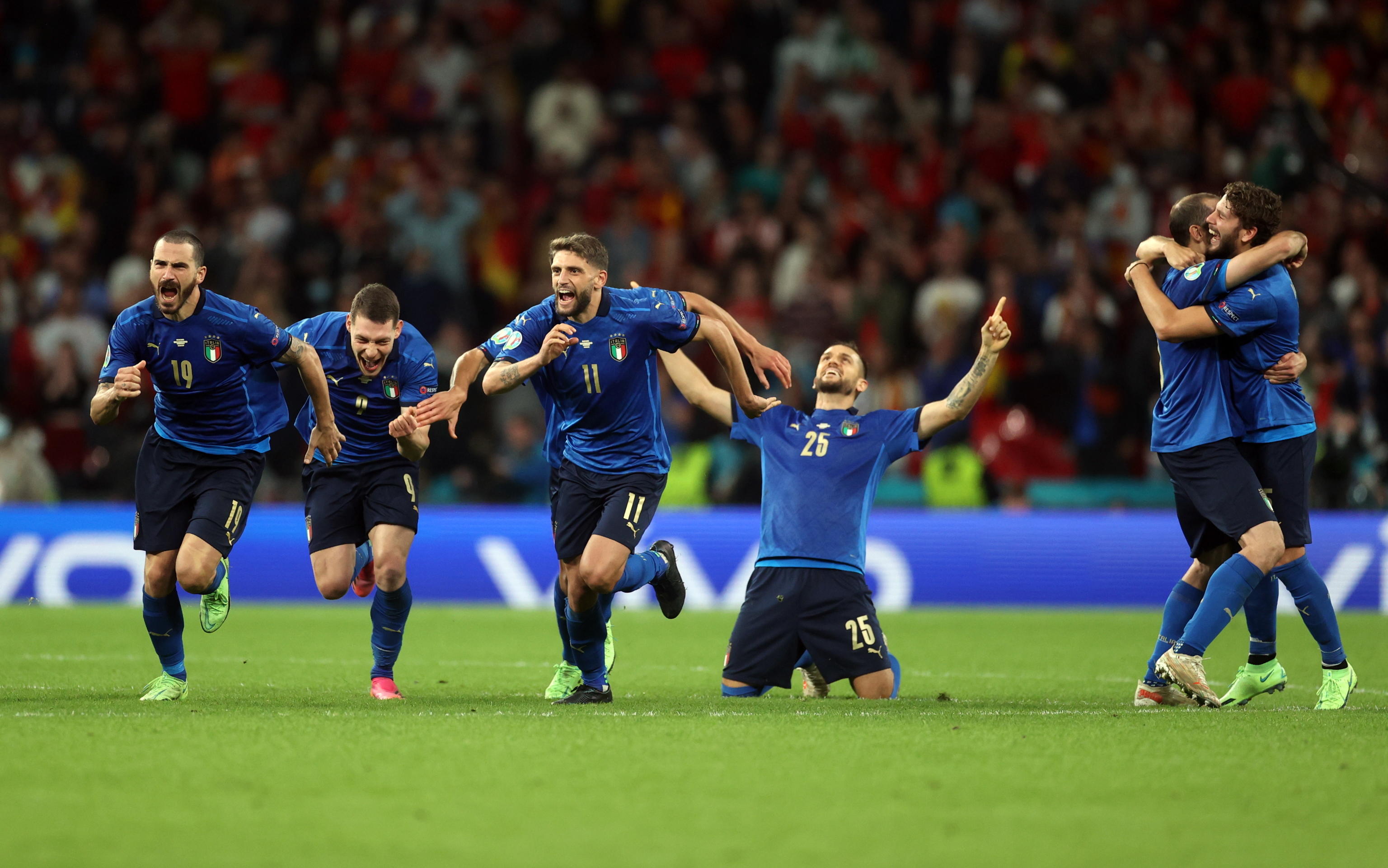 Euro 2020, Jorginho porta gli Azzurri in finale! Chiesa e Donnarumma cruciali - Il PagellOpen di Italia-Spagna - Vimarsana News