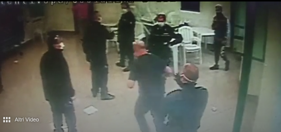 Nuovi video pestaggi carcere Santa Maria Capua Vetere