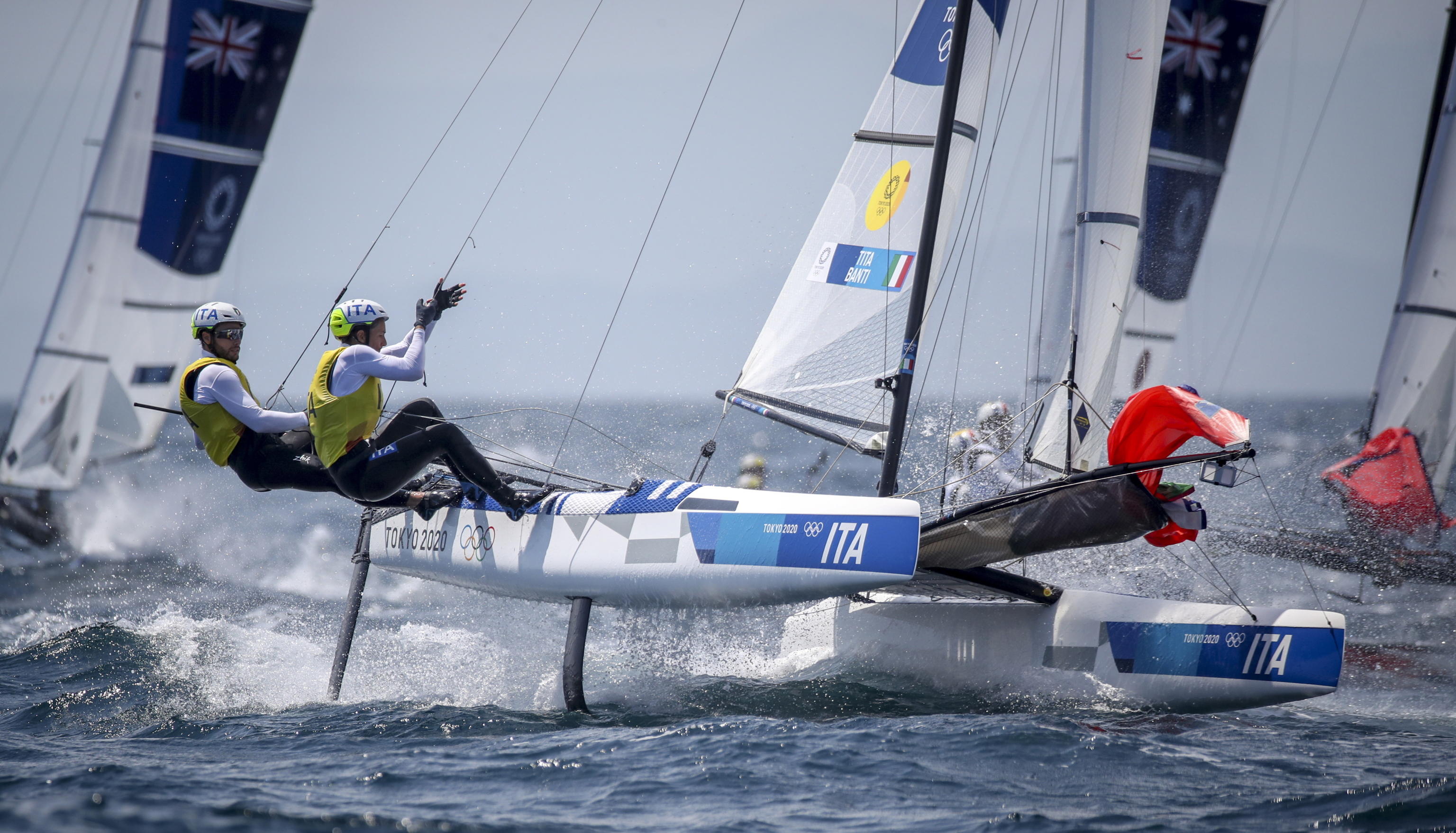 Tokyo 2020, sale l’attesa per la finale di Banti Tita nella vela. Settima Genzo nella canoa K1. Sibilio ottavo nei 400 ostacoli Tokyo 2020, sale l’attesa per la finale di Banti Tita nella vela. Settima Genzo nella canoa K1. Sibilio ottavo nei 400 ostacoli