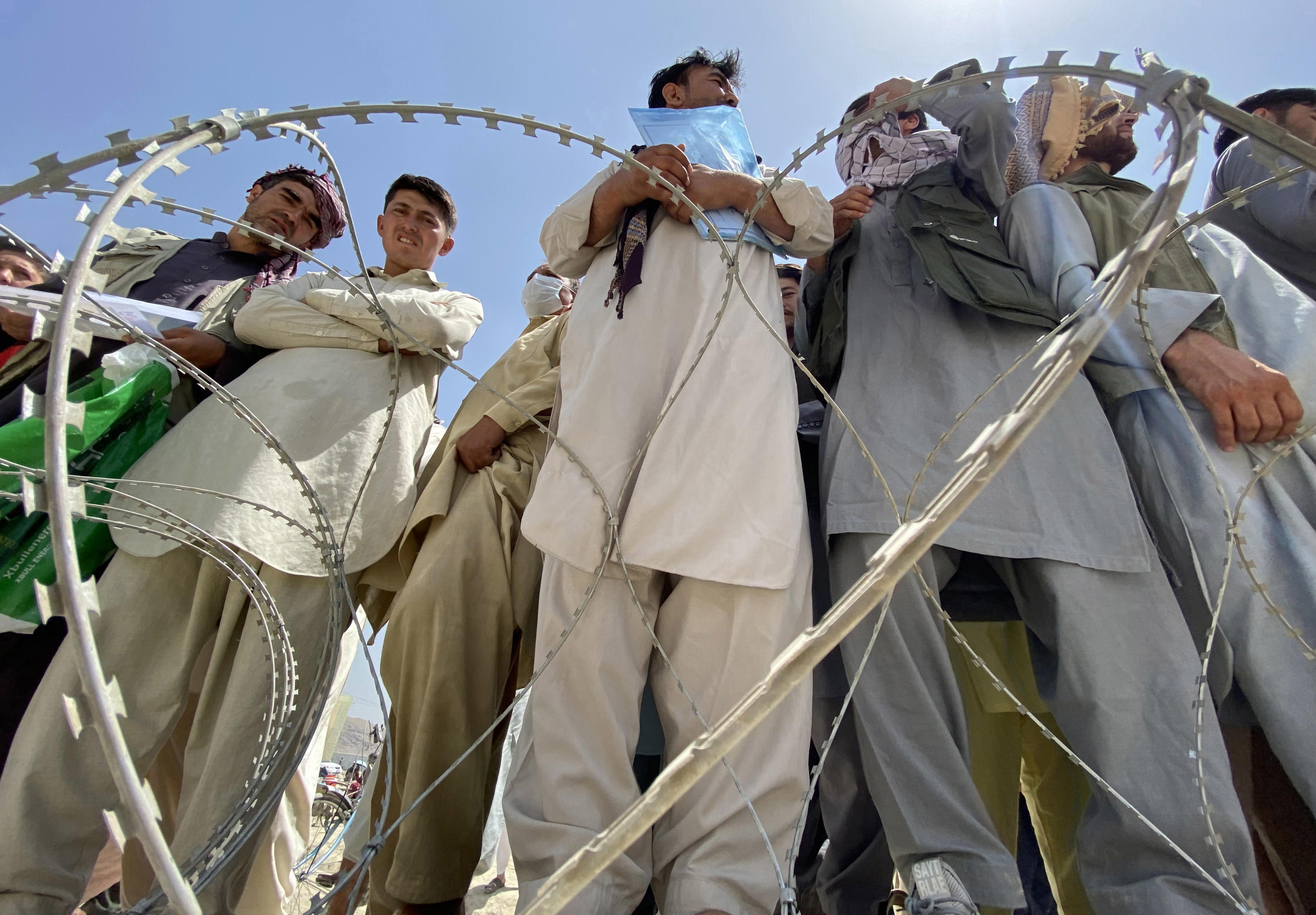 Afghanistan | il mullah Baradar a Kabul | «Formeremo un governo inclusivo» Ma nel Paese continuano i rastrellamenti - Vimarsana News