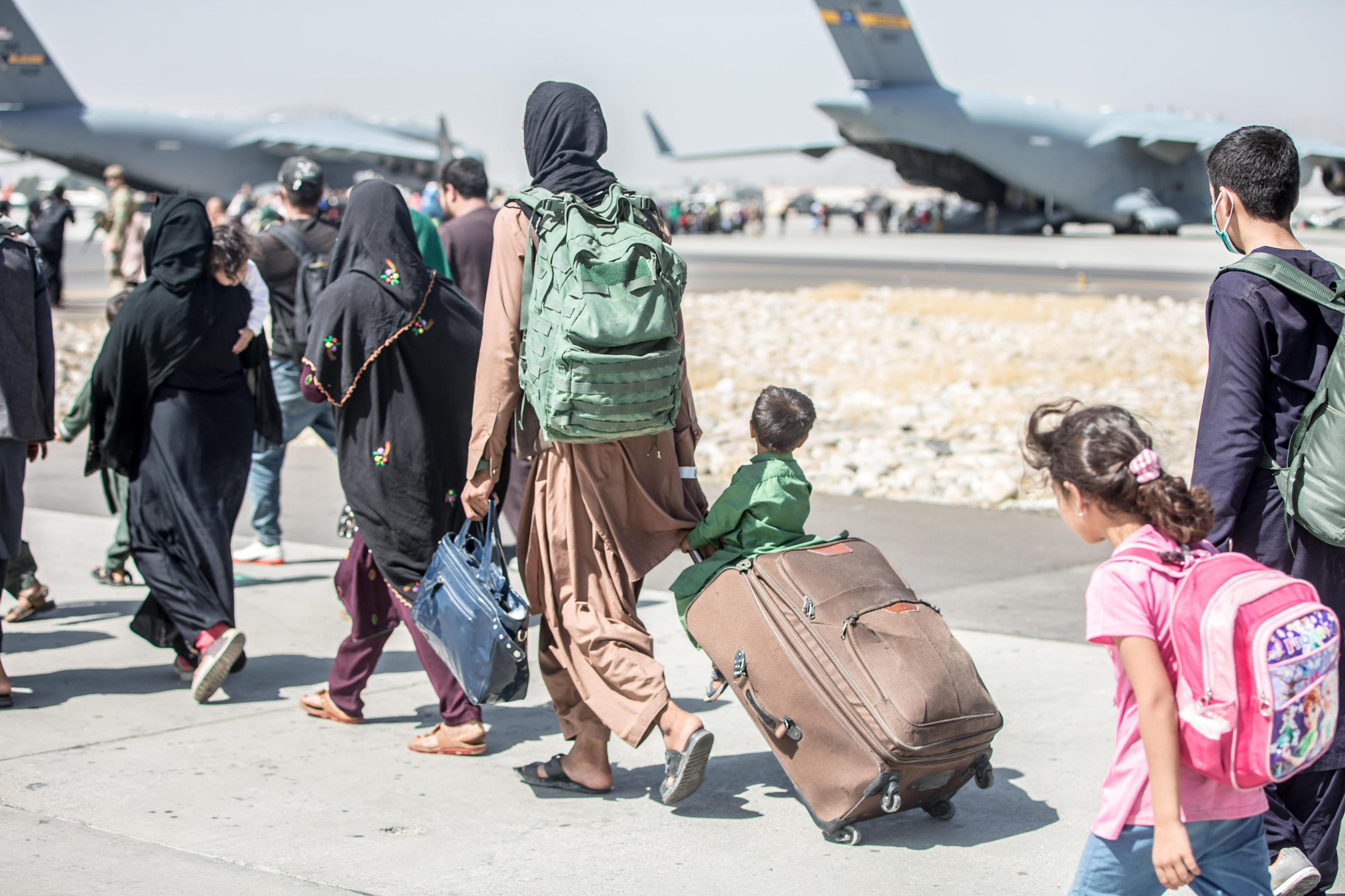 Di Maio | «Italia prima nell'Ue per afgani evacuati» I numeri Paese per Paese - Vimarsana News