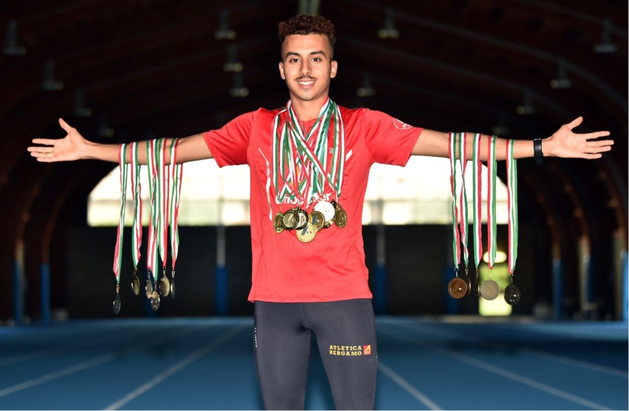 Hakim Elliasmine | il 22enne che ha vinto dieci titoli nazionali e aspetta la cittadinanza da anni - Vimarsana News