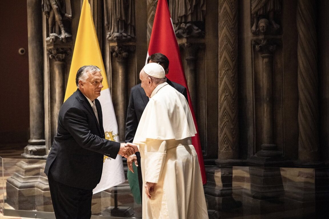 L&#39;incontro tra Papa Francesco e Viktor Orbán a Budapest: «Basta rigurgiti di  odio, fermiamo l&#39;antisemitismo» - Open